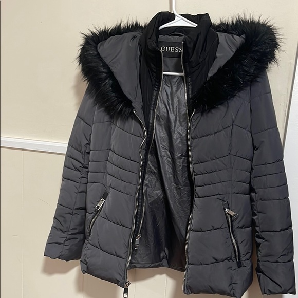 Guess winter jacket - Picture 2 of 9